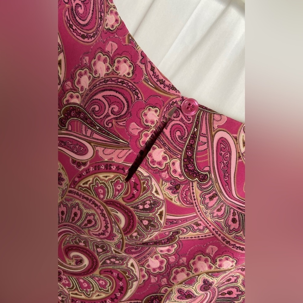 NOTIONS Sz-L Silky/Soft Paisley Tank-top, 1 Back 🗝️Hole Button- Good Used Shape - Picture 7 of 16